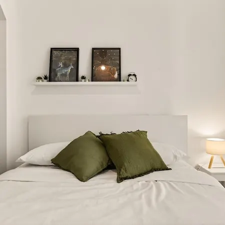 Home, 2 Min From Station *